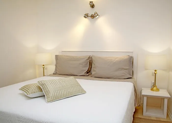 Swan & Bed & Breakfast